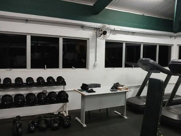 Garanta a privacidade com película espelhada em São Paulo